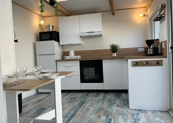 Jolie Petite Maison De Bord De Le Croisic