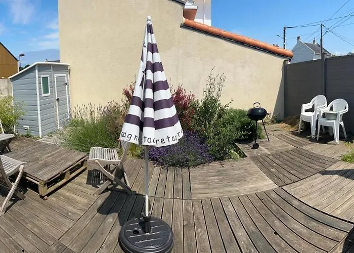 Jolie Petite Maison De Bord De Le Croisic