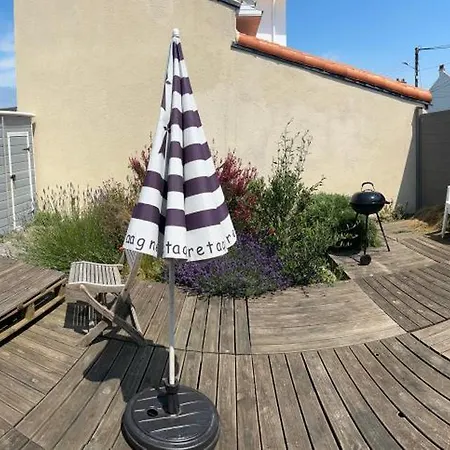 Jolie Petite Maison De Bord De Le Croisic