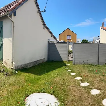 Jolie Petite Maison De Bord De *