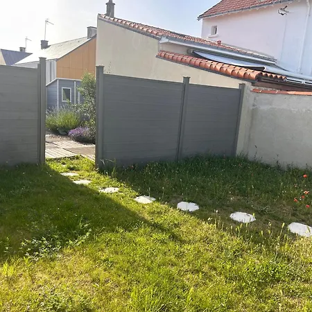 Jolie Petite Maison De Bord De