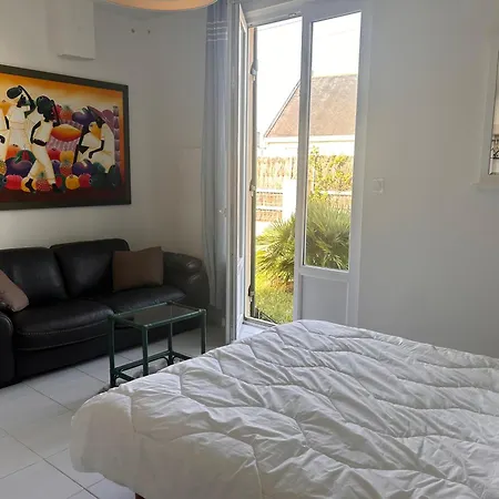 Jolie Petite Maison De Bord De *