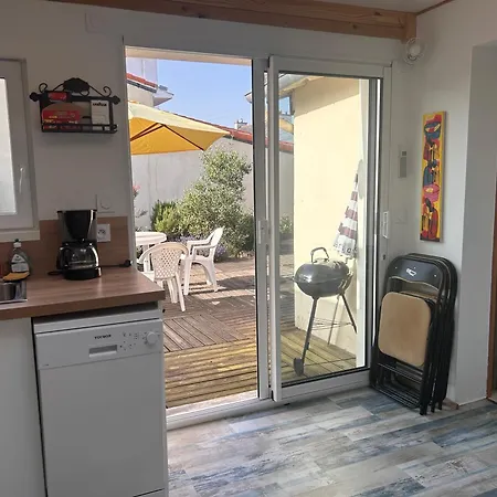 Jolie Petite Maison De Bord De Дом отдыха Ле Круазик