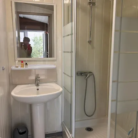 Jolie Petite Maison De Bord De * Ле Круазик